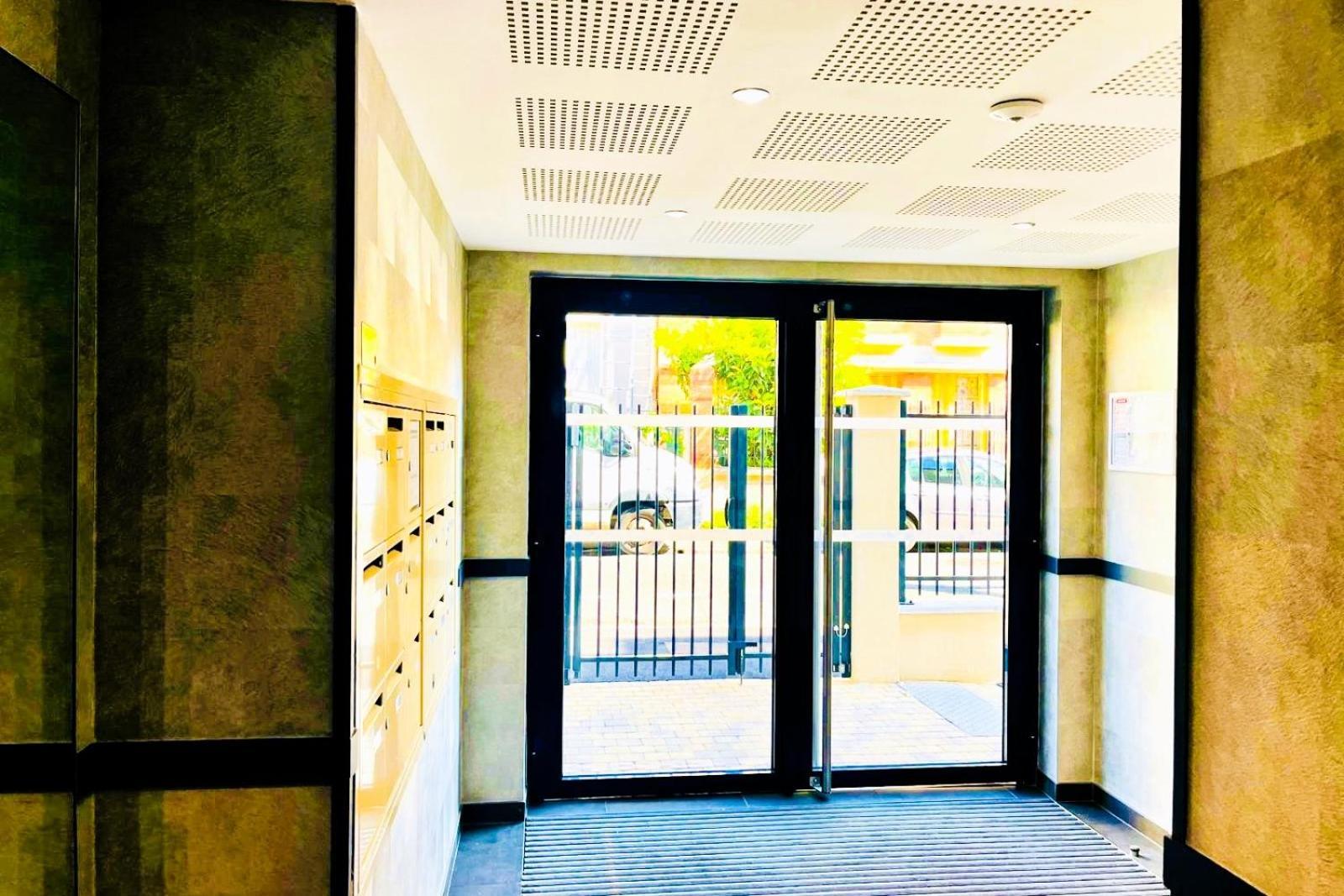 Apartament Luxury A 10Mn Du Centre De Paris & Free Parking Vitry-sur-Seine Zewnętrze zdjęcie